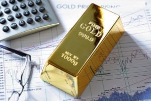 Investing In Gold What Are The Benefits And Risk
