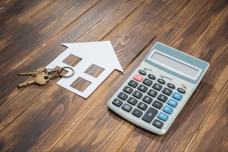 paying off Your mortgage early: pros and cons
