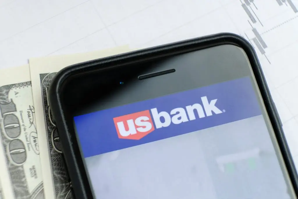 close U.S. bank account