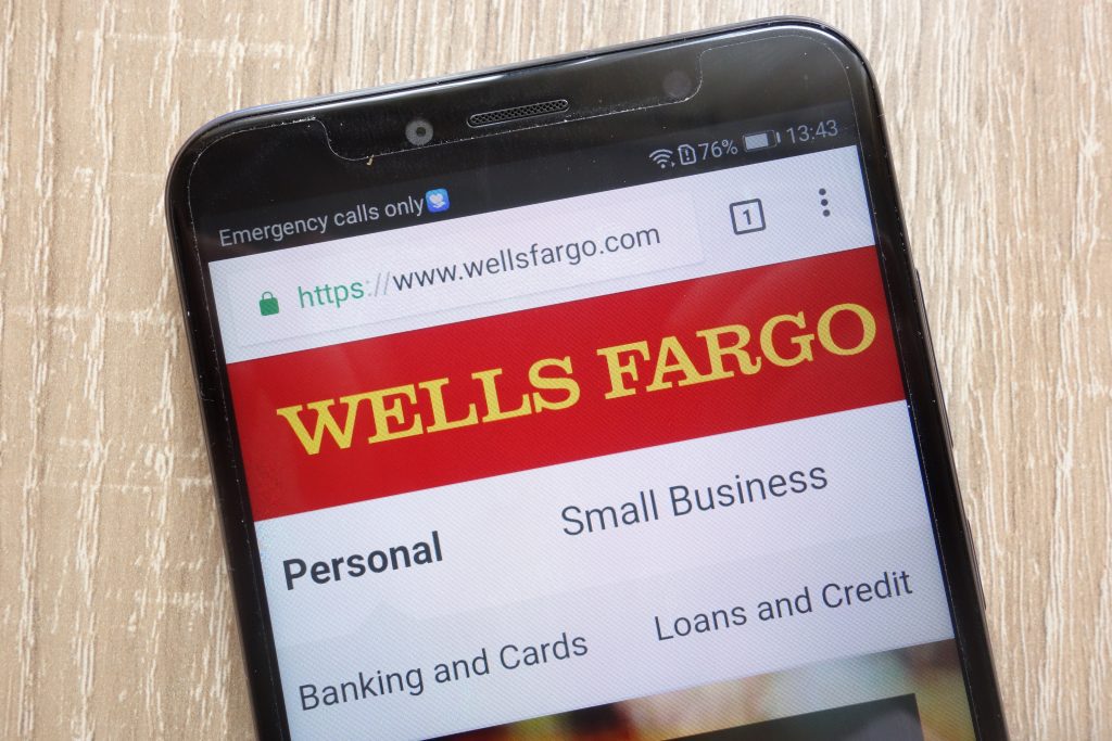 Wells Fargo monthly fees