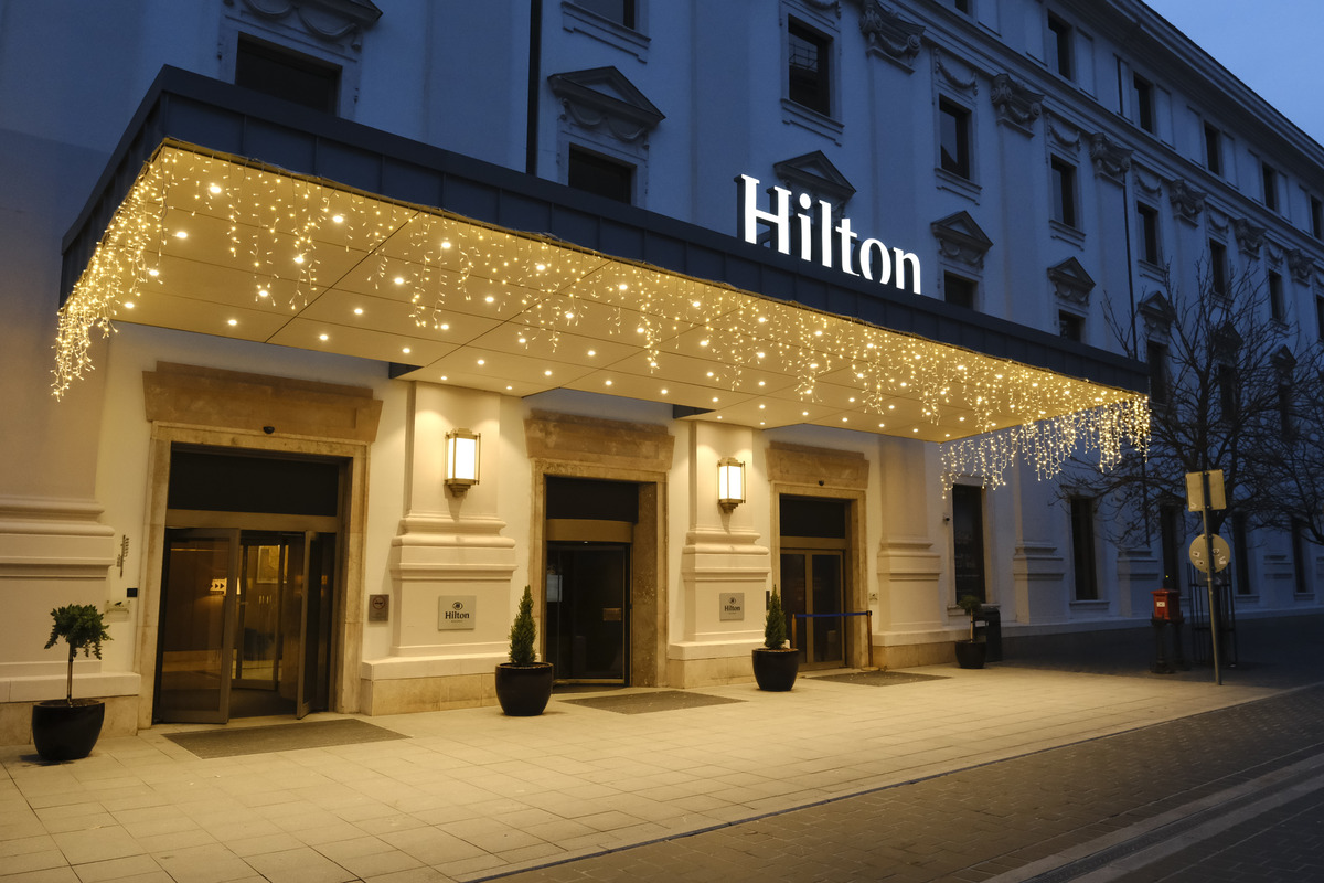 Use Hilton credit on Hilton hotel chain