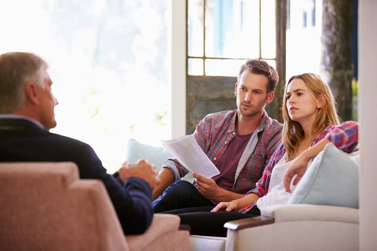 financial advisor consult about money