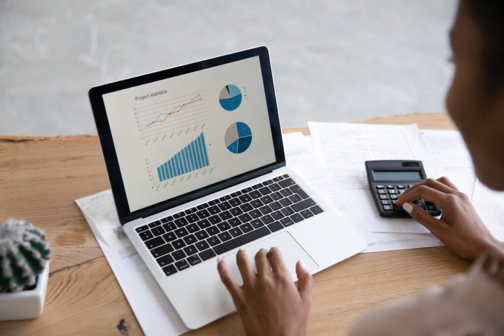 Robo-Advisors vs. Financial Advisors: