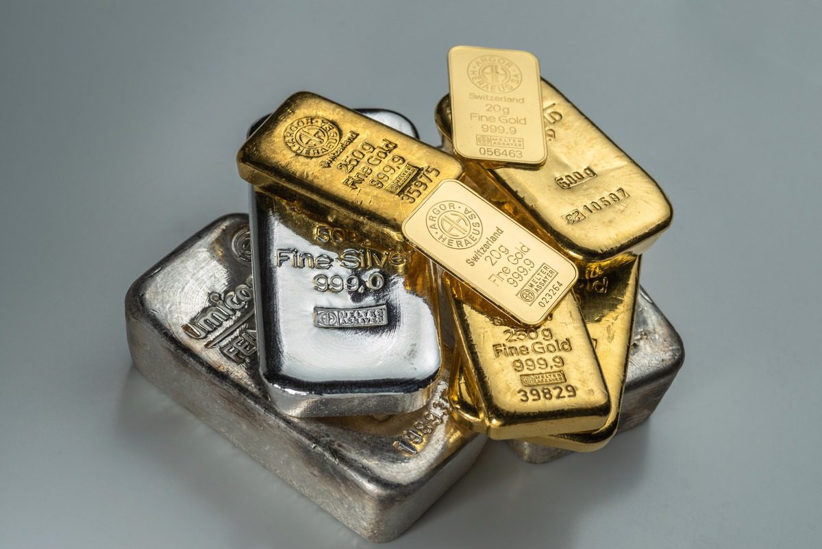 How to Buy Gold and Silver for Your Portfolio