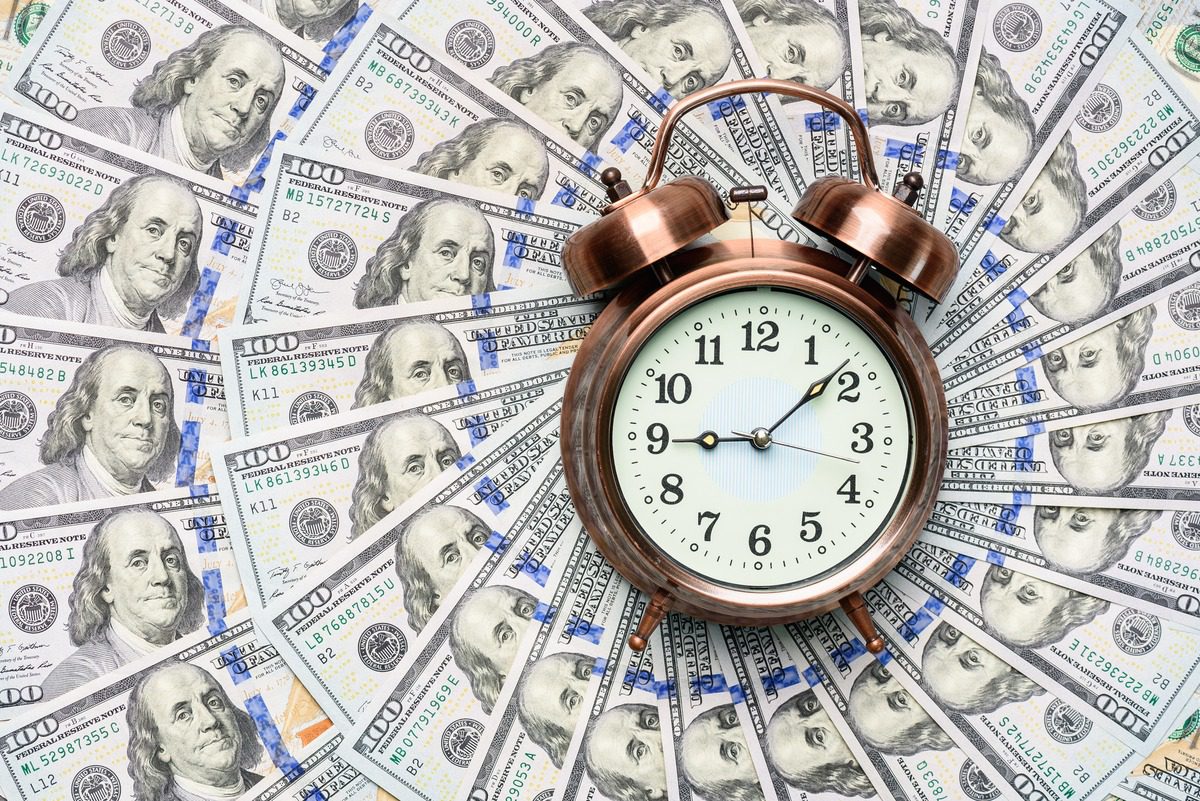 How the Ex-Dividend Date Affects Stock Prices and Investors